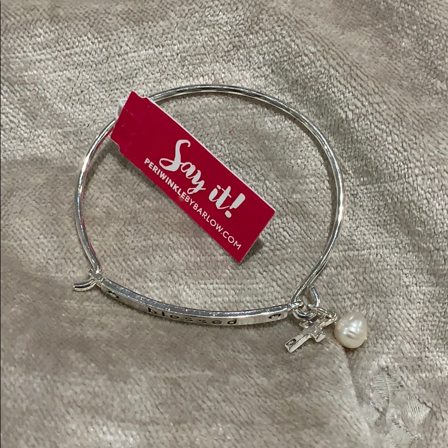 Periwinkle Bracelet 7$